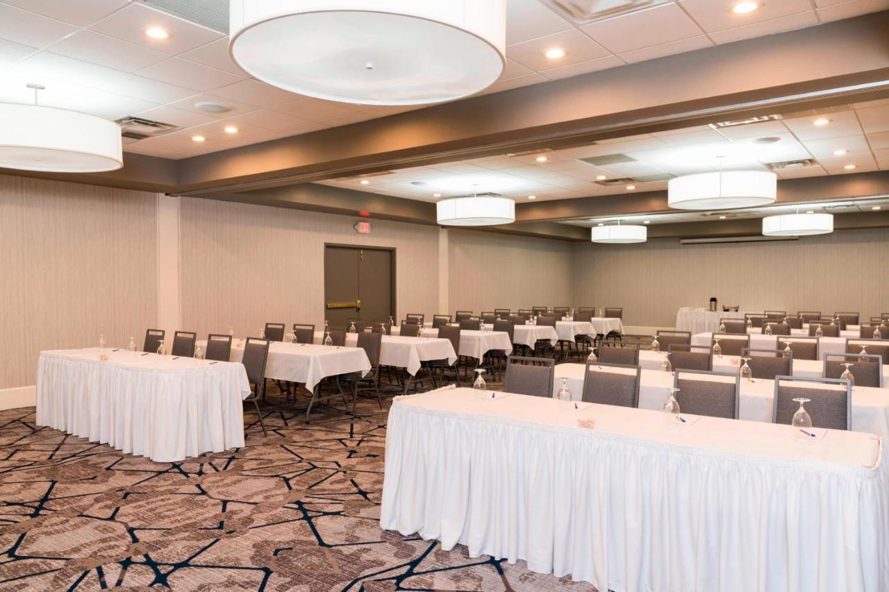 Sonesta Hotel Grand Rapids Airport Kentwood Luaran gambar