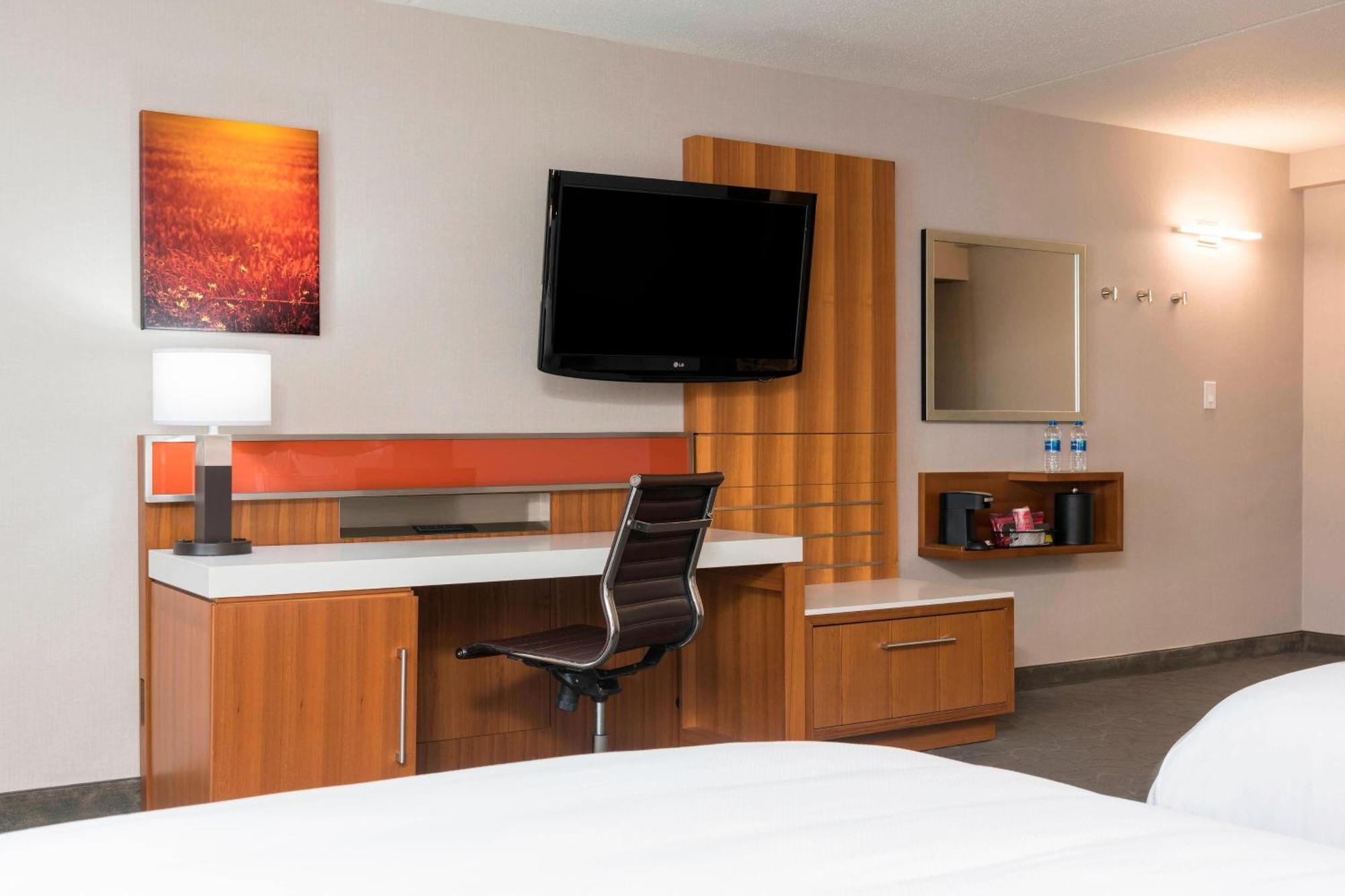 Sonesta Hotel Grand Rapids Airport Kentwood Luaran gambar