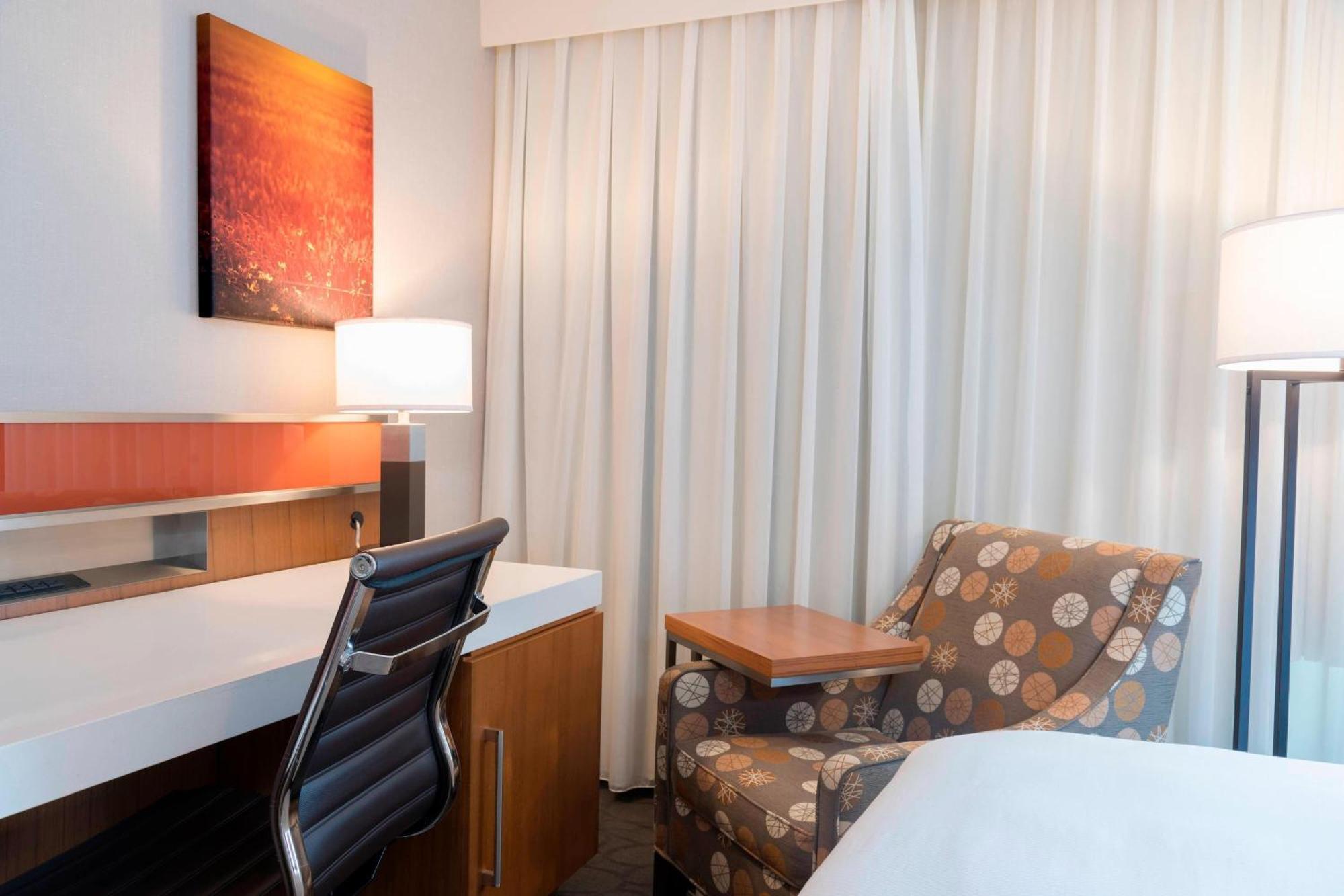 Sonesta Hotel Grand Rapids Airport Kentwood Luaran gambar