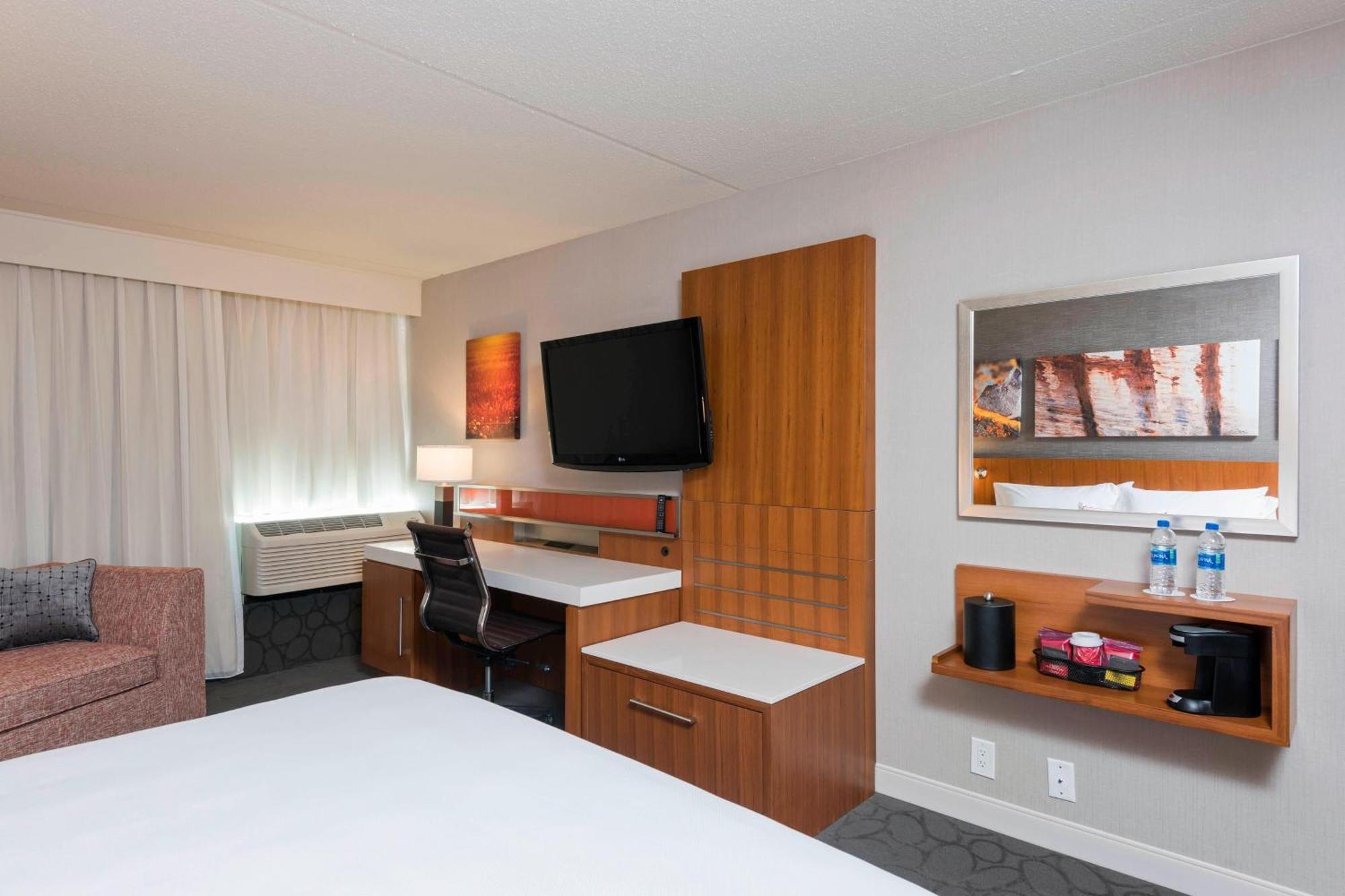 Sonesta Hotel Grand Rapids Airport Kentwood Luaran gambar