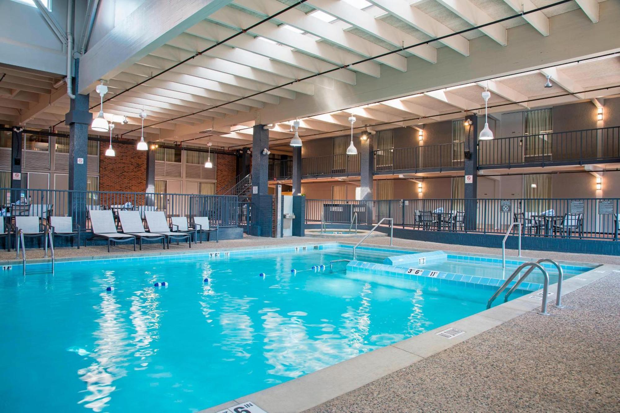 Sonesta Hotel Grand Rapids Airport Kentwood Luaran gambar