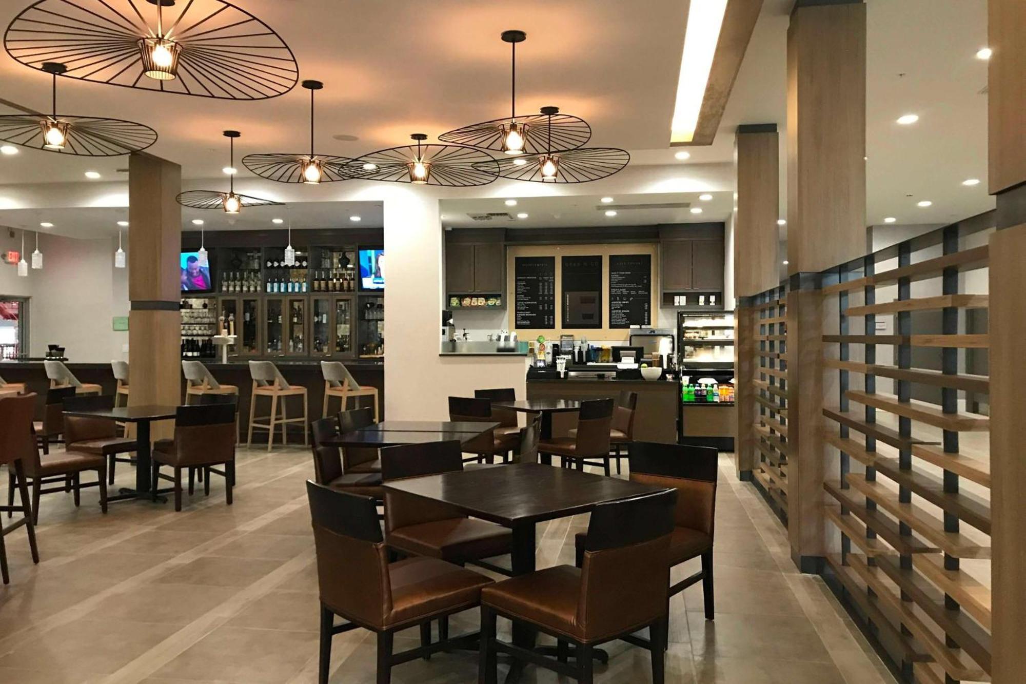 Sonesta Hotel Grand Rapids Airport Kentwood Luaran gambar