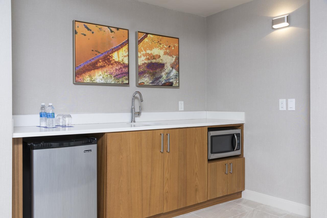 Sonesta Hotel Grand Rapids Airport Kentwood Luaran gambar